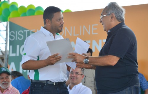 amazonino manicore.jpg