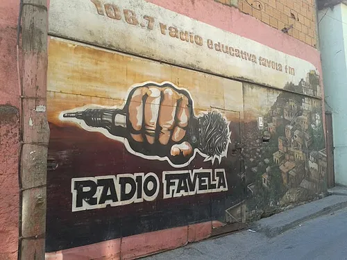 'A verdadeira voz do Brasil': em Belo Horizonte, Rádio
