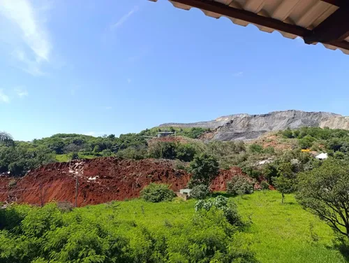 Deslizamento de mina expõe fragilidade do modelo de
