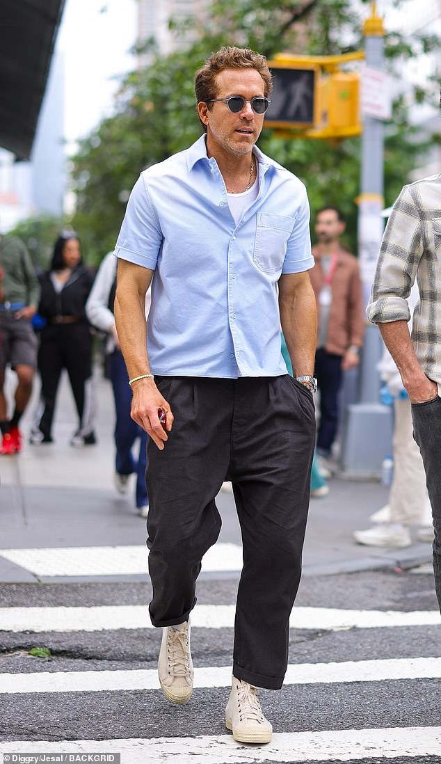 Lively é casado com o colega de Hollywood Ryan Reynolds. Na foto de segunda -feira em Nova York