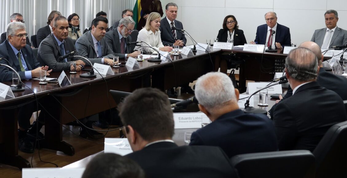 Agronegócio teme perda de safras e apoia negociação do governo com EUA
