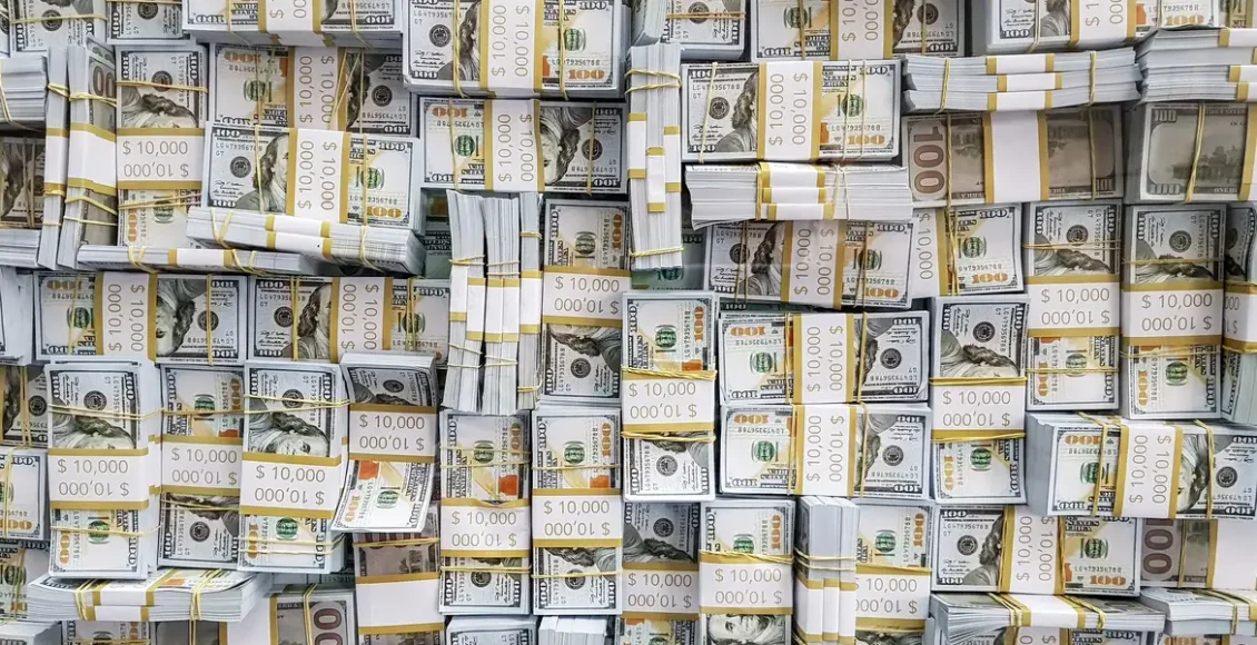 Cédulas e moedas de real