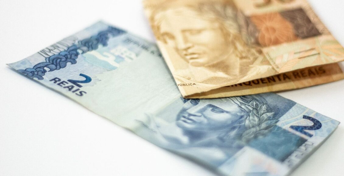 Cédulas de real brasileiro